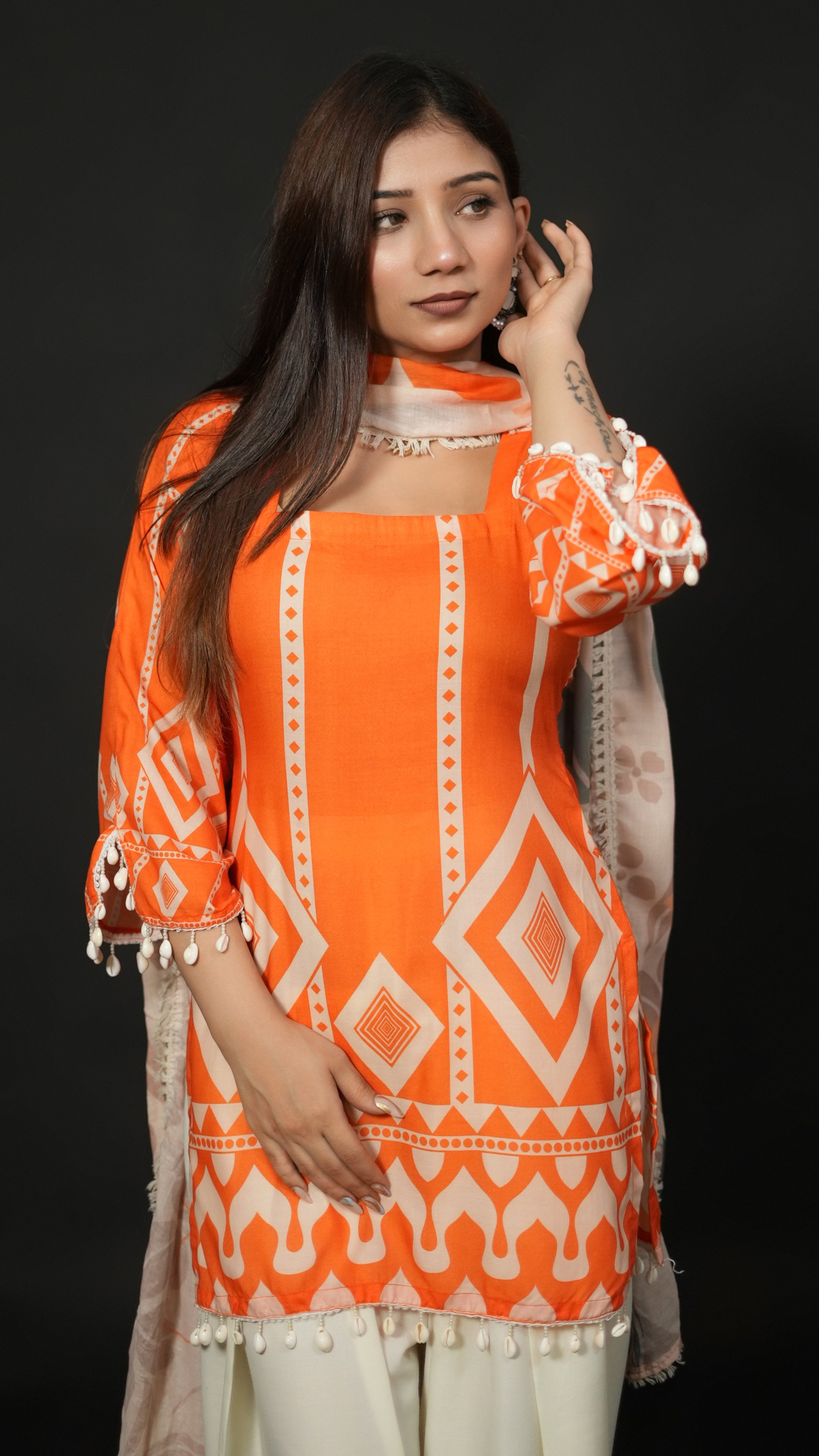 Saffron Farshi Set