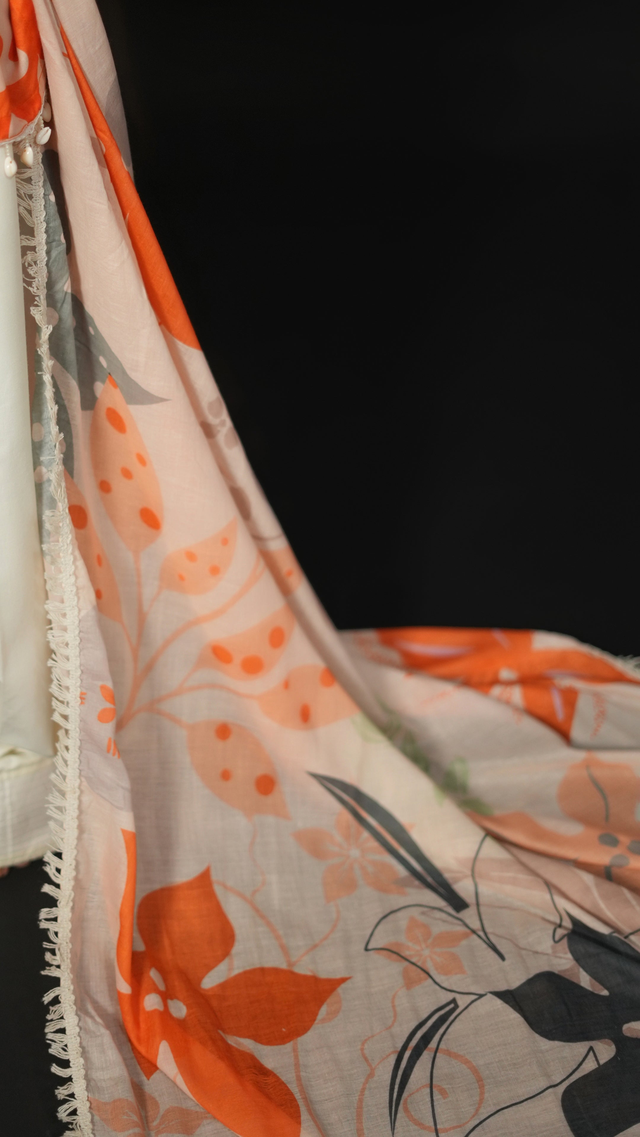 Saffron Farshi Set