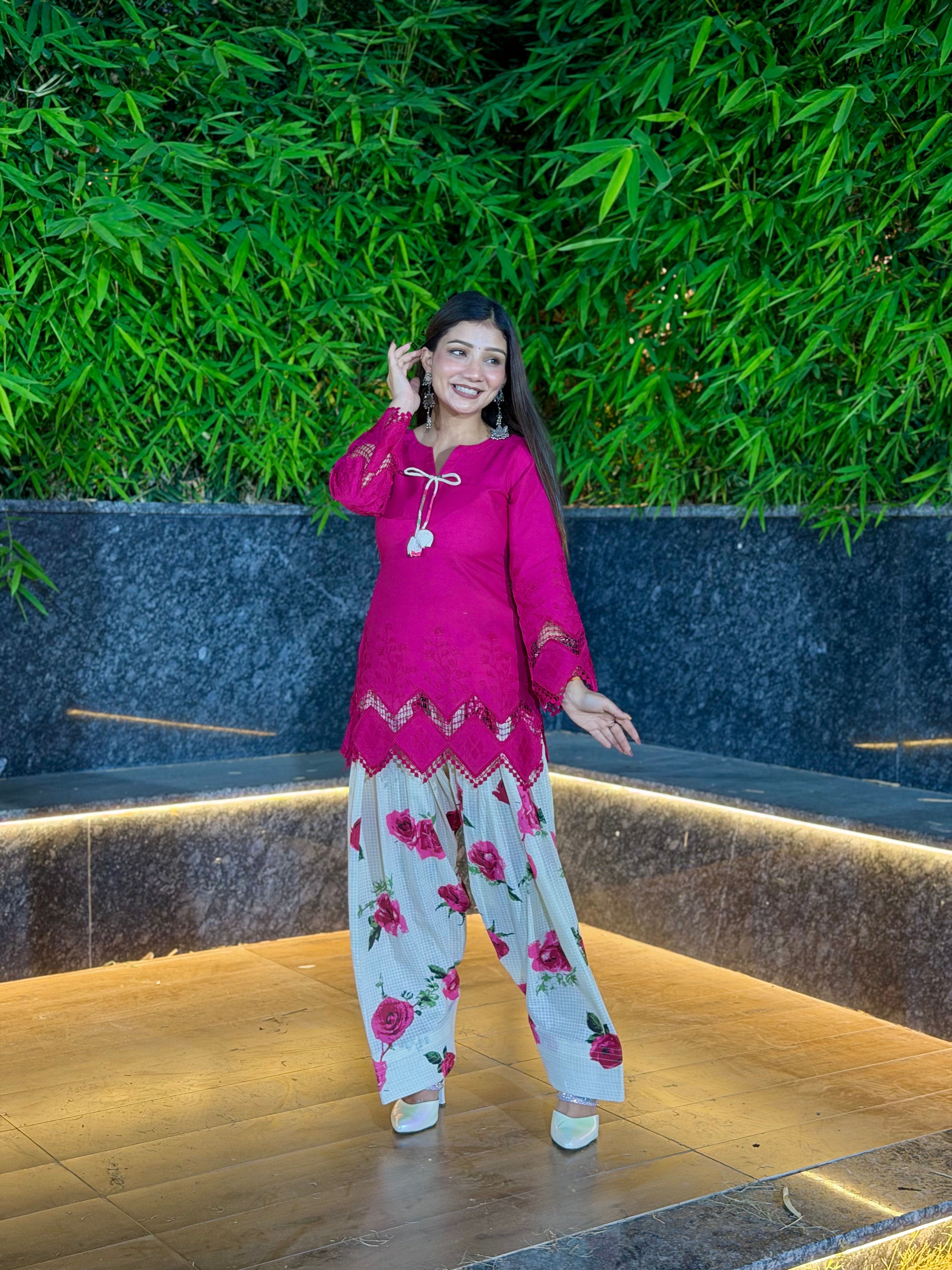 Gulabo With Sleeve Farshi Set
